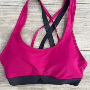 Sports bra